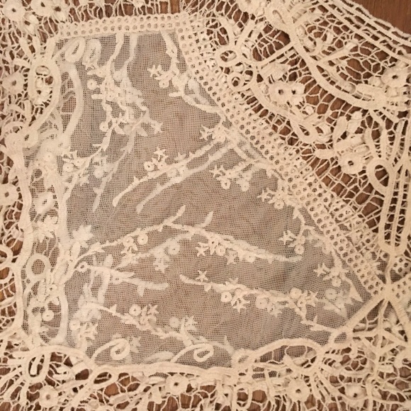 NEW LACE and MESH CROP TOP ~ last 1 - Picture 11 of 14